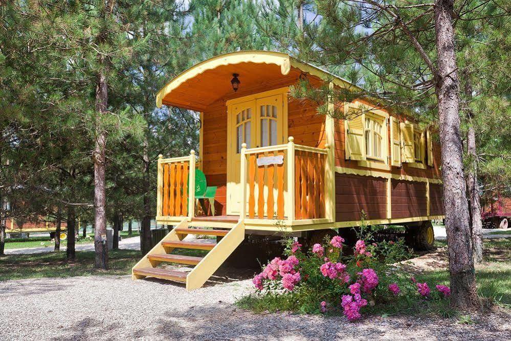 Village Vacances - Defiplanet' Dienné Kültér fotó